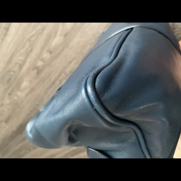 SOLD! Marc Jacobs Bag - Picture 11 of 16